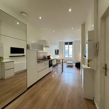 Sainte Marie, Studio Cosy Et Moderne * Ρενς